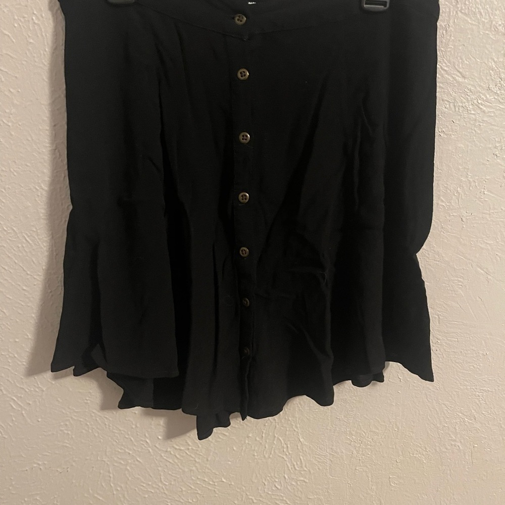 Kimchi blue black mini skirt size 2 - Picture 2 of 4